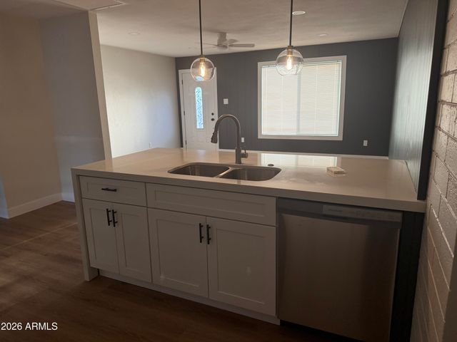 4431 N 50TH Drive, Phoenix, AZ 85031