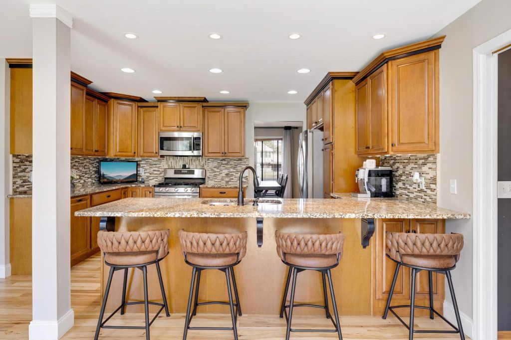 18127 Quincy Court NW, Elk River, MN 55330