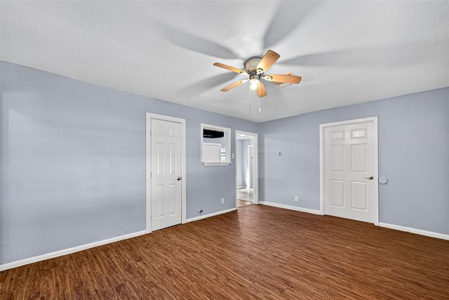 10106 Sierra Drive, Houston, TX 77051