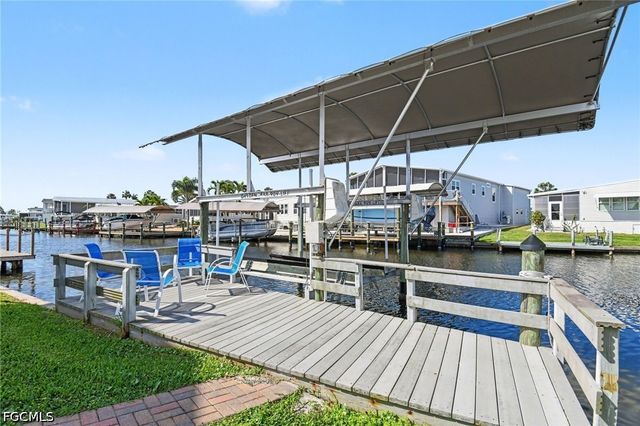 17770 Bryan CT, Fort Myers Beach, FL 33931