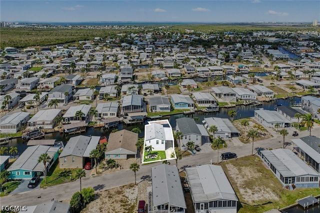 17770 Bryan CT, Fort Myers Beach, FL 33931
