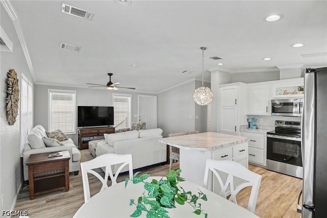 17770 Bryan CT, Fort Myers Beach, FL 33931