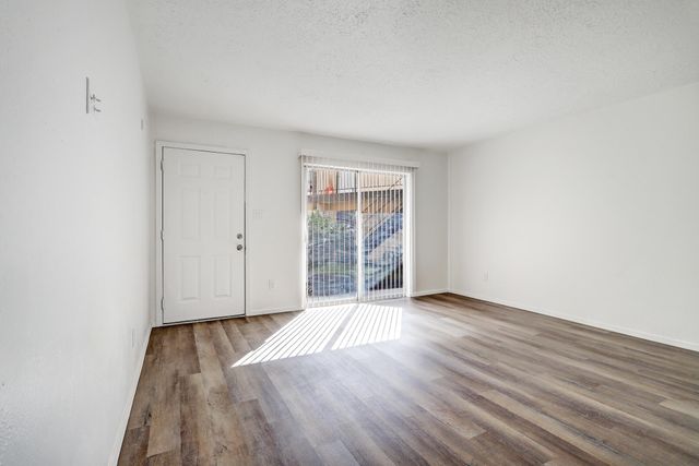 10789 Towner Avenue NE, Albuquerque, NM 87112