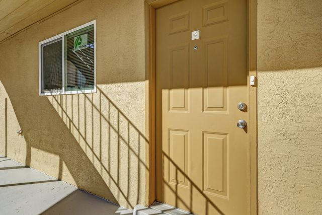 10789 Towner Avenue NE, Albuquerque, NM 87112