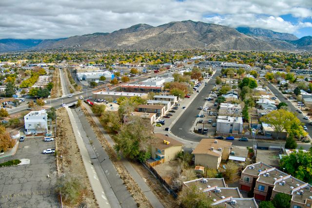 10789 Towner Avenue NE, Albuquerque, NM 87112
