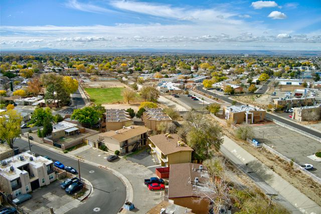10789 Towner Avenue NE, Albuquerque, NM 87112