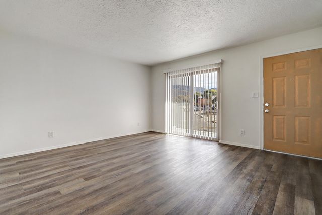 10789 Towner Avenue NE, Albuquerque, NM 87112