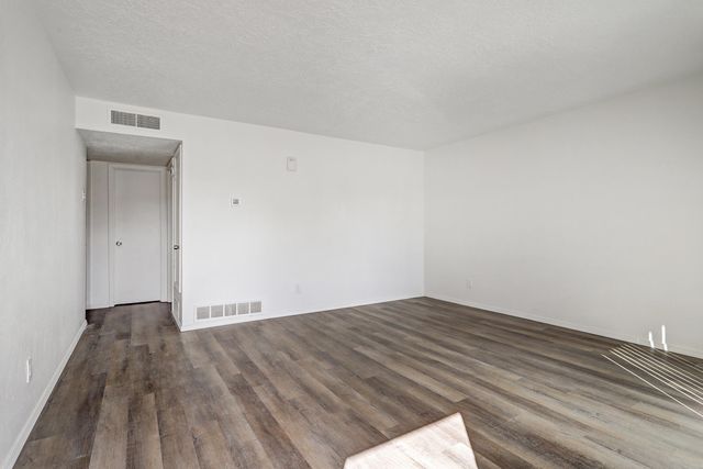 10789 Towner Avenue NE, Albuquerque, NM 87112