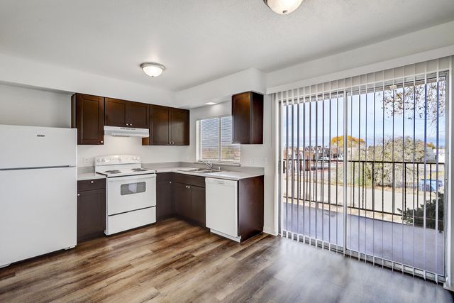 10789 Towner Avenue NE, Albuquerque, NM 87112