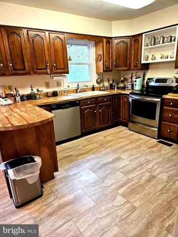 9676 OAK HILL DR, Ellicott City, MD 21042