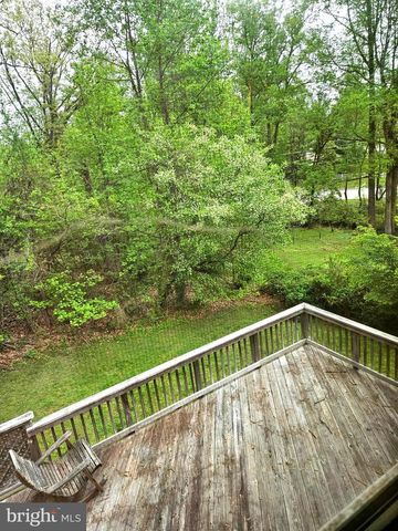 9676 OAK HILL DR, Ellicott City, MD 21042
