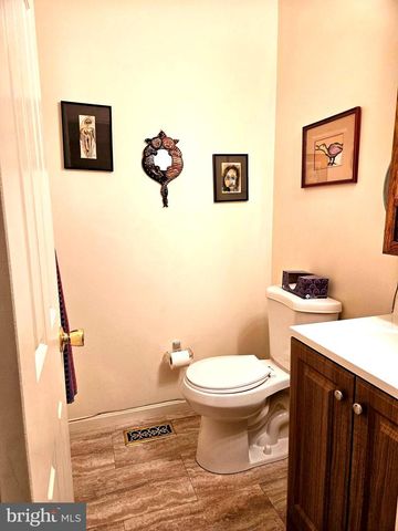 9676 OAK HILL DR, Ellicott City, MD 21042