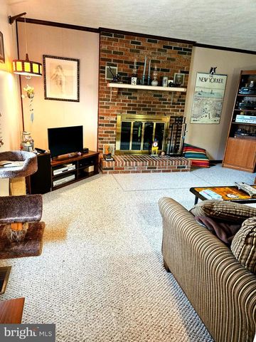 9676 OAK HILL DR, Ellicott City, MD 21042
