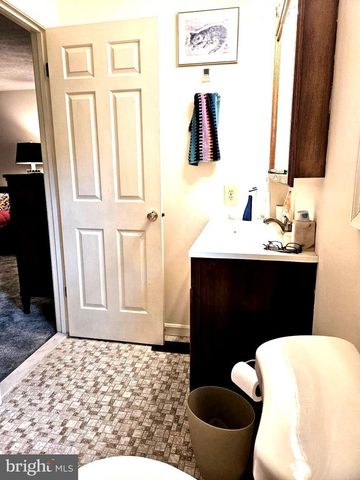 9676 OAK HILL DR, Ellicott City, MD 21042