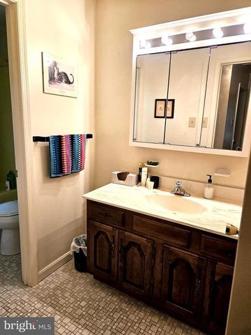9676 OAK HILL DR, Ellicott City, MD 21042