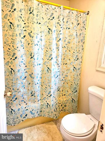 9676 OAK HILL DR, Ellicott City, MD 21042