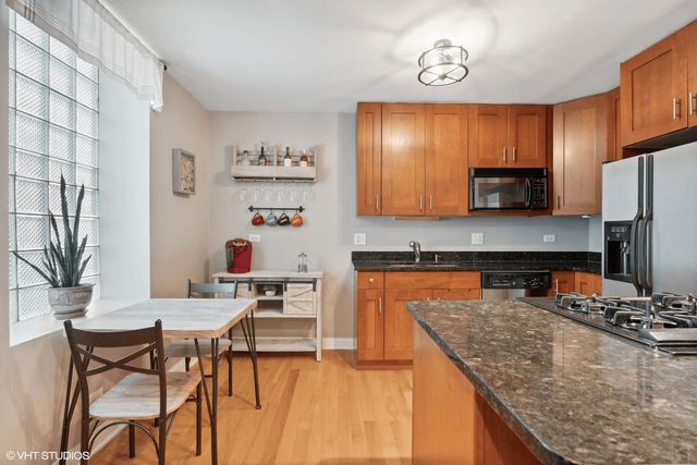 2307 W Haddon Avenue A, Chicago, IL 60622