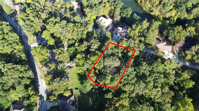 Lambeth Drive, Bella Vista, AR 72714