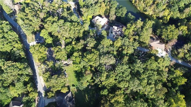 Lambeth Drive, Bella Vista, AR 72714