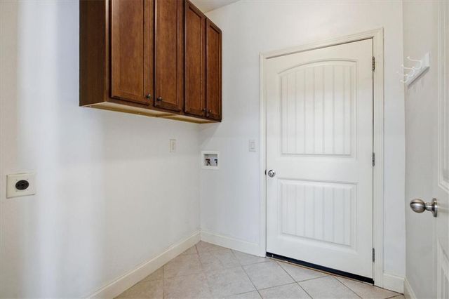 227 Highland Village Lane, Woodstock, GA 30188