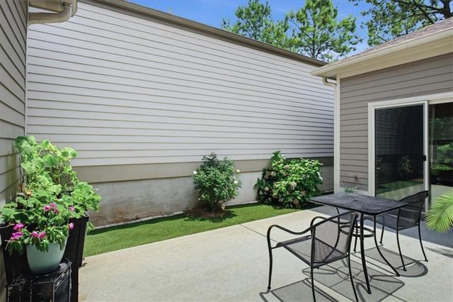 227 Highland Village Lane, Woodstock, GA 30188
