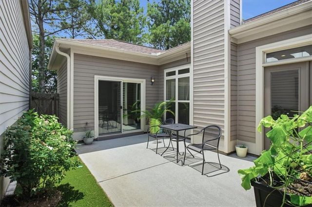 227 Highland Village Lane, Woodstock, GA 30188