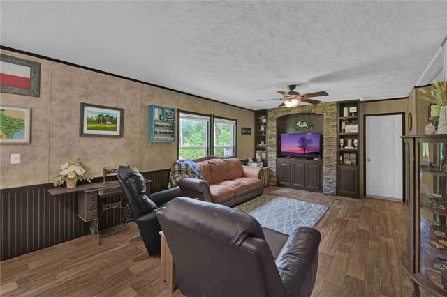 12626 Highway 105, Cleveland, TX 77327