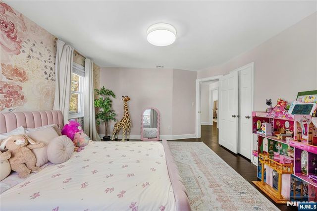 609 Wyndham Road, Teaneck, NJ 07666