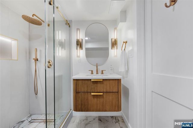 609 Wyndham Road, Teaneck, NJ 07666