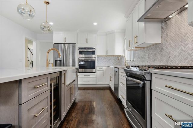 609 Wyndham Road, Teaneck, NJ 07666