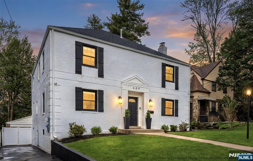 609 Wyndham Road, Teaneck, NJ 07666