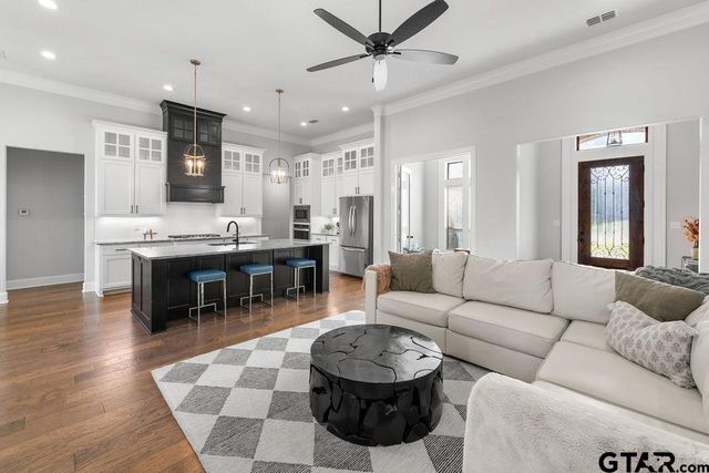 7264 Medio Creek, Tyler, TX 75703
