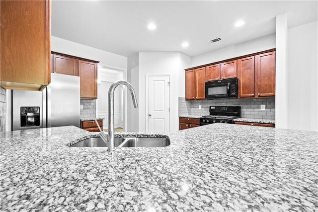 4960 Ducote Trail, Alpharetta, GA 30004