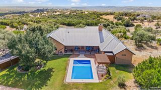 101 N Stallion Estates Dr, Spring Branch, TX 78070