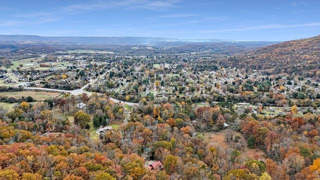 106 Tarkiln Rd, Jasper, TN 37347