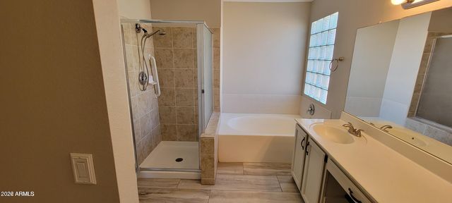 3820 S ACACIA Court, Chandler, AZ 85248