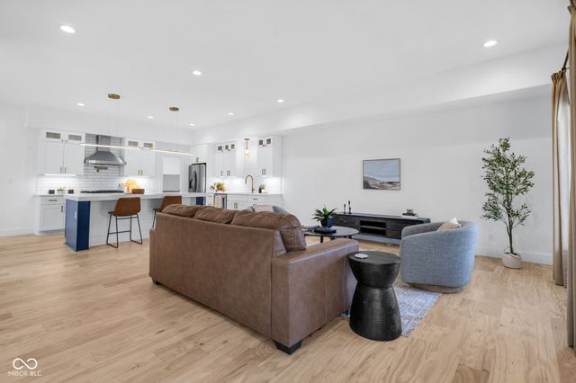 1225 Hoyt Avenue, Indianapolis, IN 46203