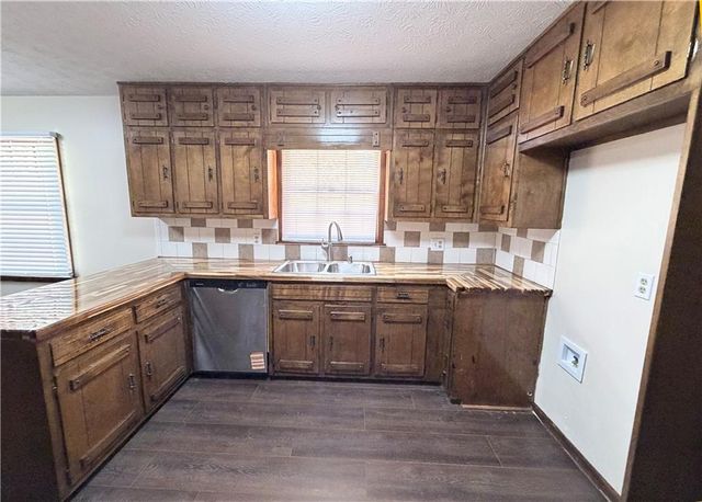 1912 Wildwood Court SW, Conyers, GA 30094