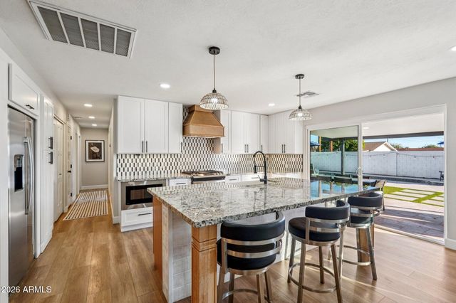 7339 E WILSHIRE Drive, Scottsdale, AZ 85257