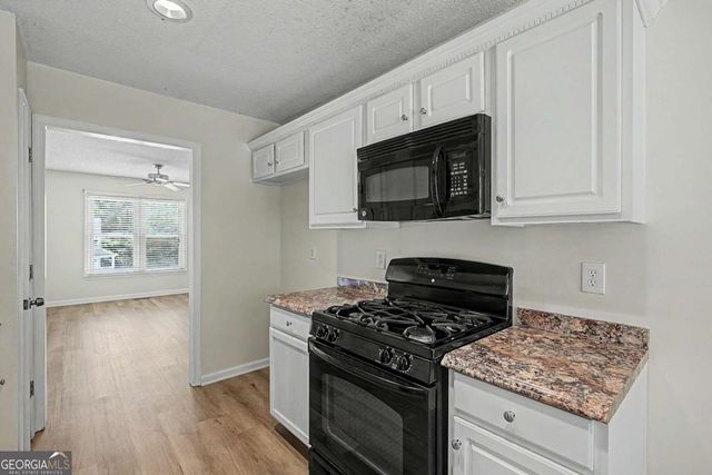 20 Charleston Pkwy, Dallas, GA 30157
