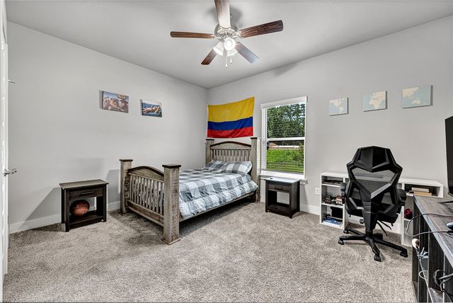 28 Copinsay Drive, Bella Vista, AR 72715