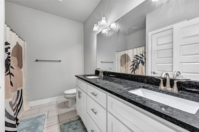 28 Copinsay Drive, Bella Vista, AR 72715