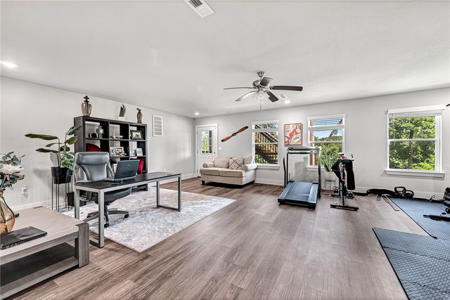 28 Copinsay Drive, Bella Vista, AR 72715