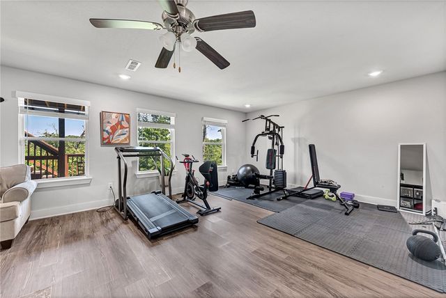 28 Copinsay Drive, Bella Vista, AR 72715