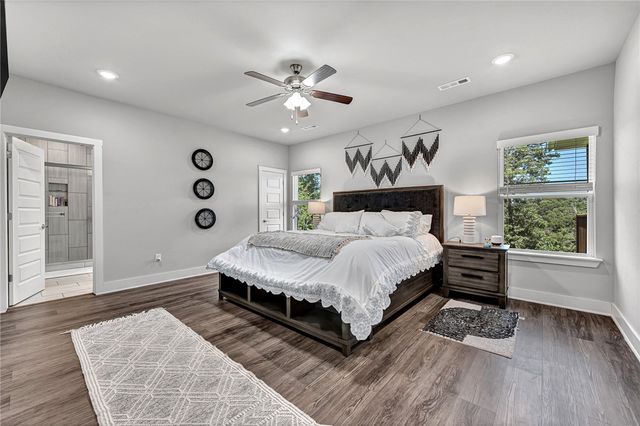 28 Copinsay Drive, Bella Vista, AR 72715