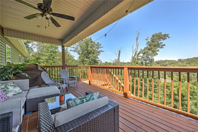 28 Copinsay Drive, Bella Vista, AR 72715
