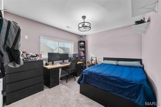 504 Dakotah Dr, St Jacob, IL 62281