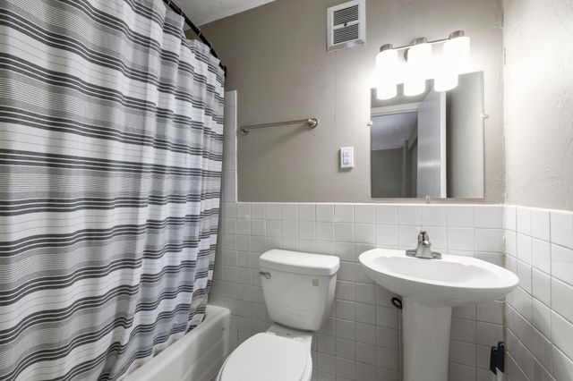 1531 American Boulevard E 101, Bloomington, MN 55425