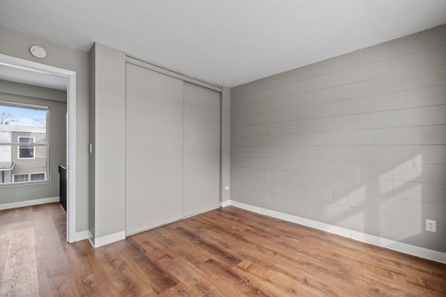 1531 American Boulevard E 101, Bloomington, MN 55425