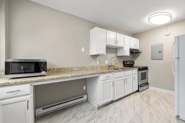 1531 American Boulevard E 101, Bloomington, MN 55425